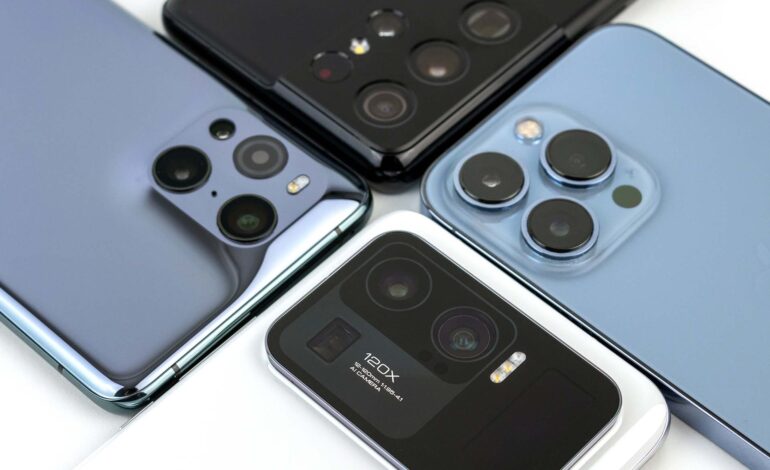 Flagship Face-Off: Comparing Top Smartphones